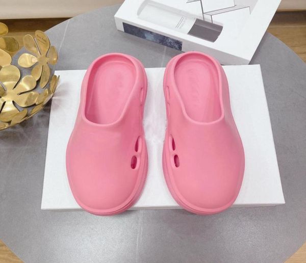 

thick bottom slides 2022 rubber muller shoes designer men women sandals outdoor casual shoes2828666, Black