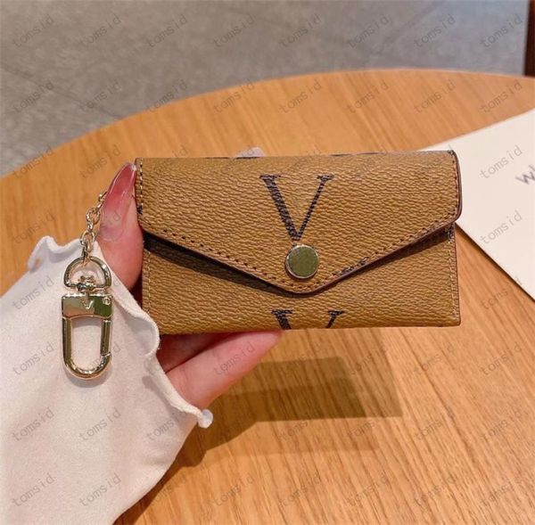 

designer keychains keychain fashion leather purse keyrings brand old flowers mini wallets coin holder 9 styles8236364, Silver