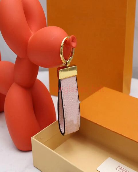 

maxi dragonne key chain buckle lovers car keychain handmade leather designers keychains men women bag pendant accessories 17 color8591801, Silver