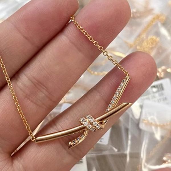 

ins earrings new in luxury fine pendant jewelry necklaces chain necklace for womens pendant k gold heart designer ladies fashion pearl satur, Silver