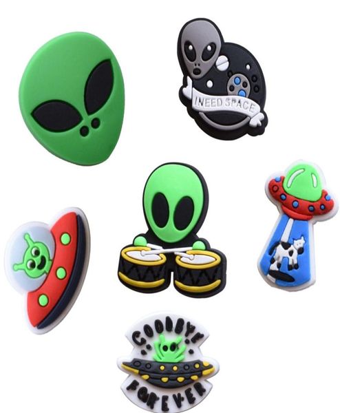 

new arrived alien charms pvc cartoon shoecharms buckle diy bracelet wristband decoration soft rubber removable5553845, White;pink