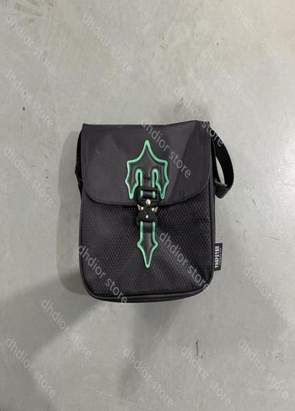 

luxury designer design bag fashion allmatch shoulder bags men and women couples messenger green big icon zipper bag a va6003542