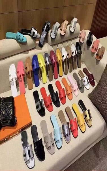 

2022 the new famous brand beach slippers classic flat heel summer designer fashion flops leather lady slides women shoes el bat7640180, Black