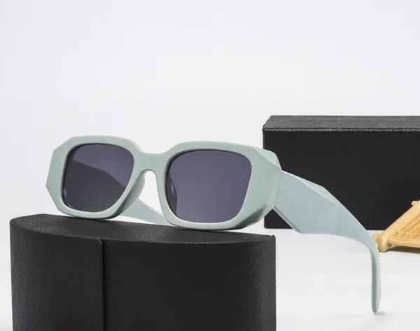 

designer sunglasses classic eyeglasses goggle outdoor beach sun glasses for man woman mix color optional triangular signaturewith original b, White;black