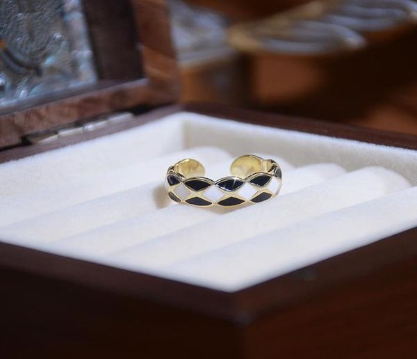 

cluster rings korean sweet black and white exquisite simple classic temperament retro luxury ring open adjuisite for women fashion7695026, Golden;silver