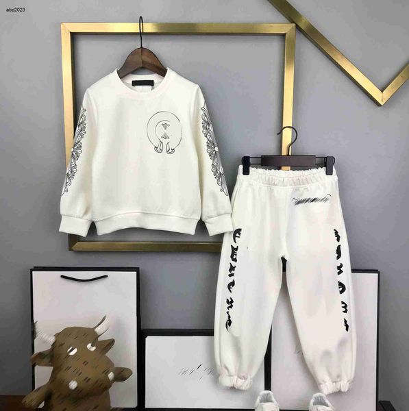 

new baby clothes designer tracksuits kids autumn suit size 100-160 cm 2pcs logo pattern printed long sleeved sweatshirt and pants aug30, White