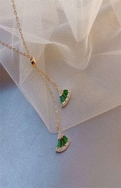 

emerald fan pendant necklace for women luxury designer green gym pendants baroque retro court style vintage fashion necklaces jewe2346310, Silver