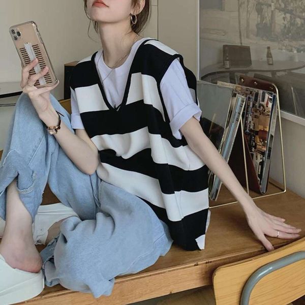 

black and white striped knitted vest for women spring summer korean style loose v neck sweater, Black;white
