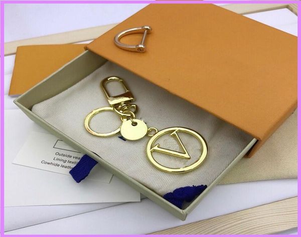 

2021 keychain designer keychains women mens key charm new luxurys designers key chain letters with box d217137f3254353, Silver