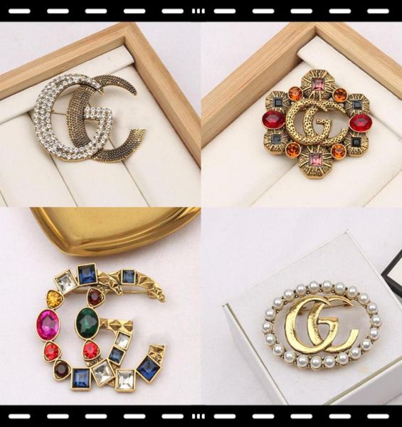 

20colors brand design brooches small sweet wind ins women double letters brooch suit pin fashion jewelry clothing decoration high 6836669, Gray
