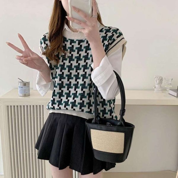 

houndstood checkered vest for women knitted spring and autumn korean sweater, Black;white