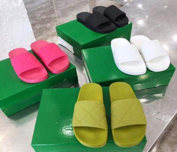

2020ss newset women sandals shoes west slippers runner desert sand triple slide summer wide flat sandals slipper with box dust bag7255660, Black