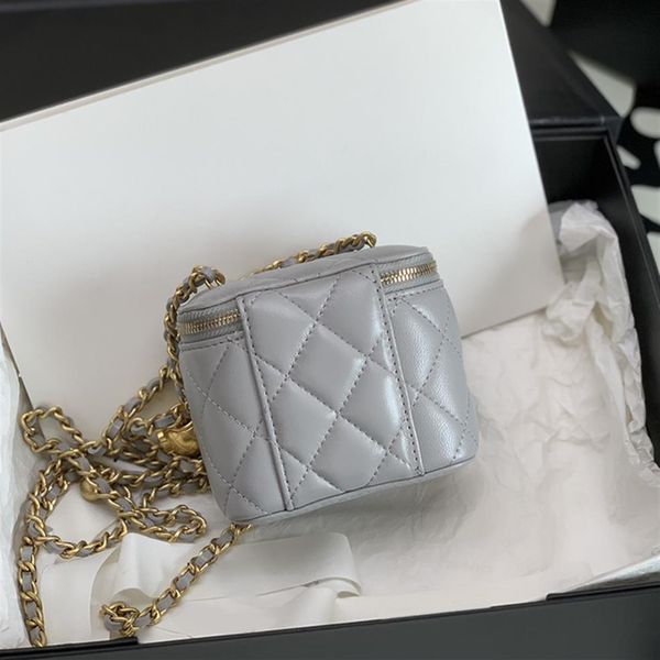 

10a mirror quality small lambskin vanity case women luxury designer cosmetic bags mini lipstic case with box c1392570