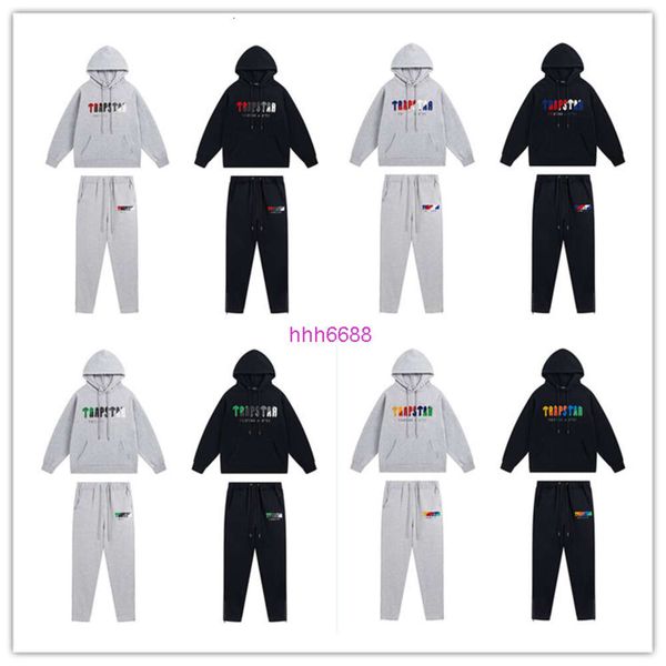 

men and women hoodie sweatshirt 23 autumn/winter trapstar series 8 alphabet colorful gradient towel embroidery set with plush hat 5jp3, Black
