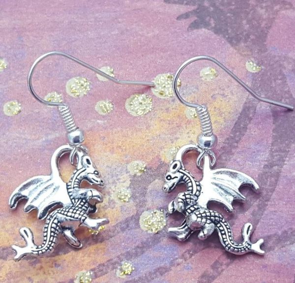 

2019 new style ancient silver fly dragon earring ear hook personality creative women jewelry designer earrings valentine2303773