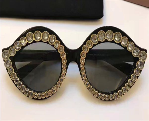 

fashion popular sunglasses avantgarde style charming lips shape diamonds frame uv protection eyewear with original bo6227501, White;black