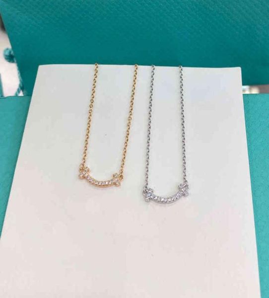 

necklace female s925 sterling silver diamond face pendant clavicle chain simple and versatile smooth face full diamond3343983