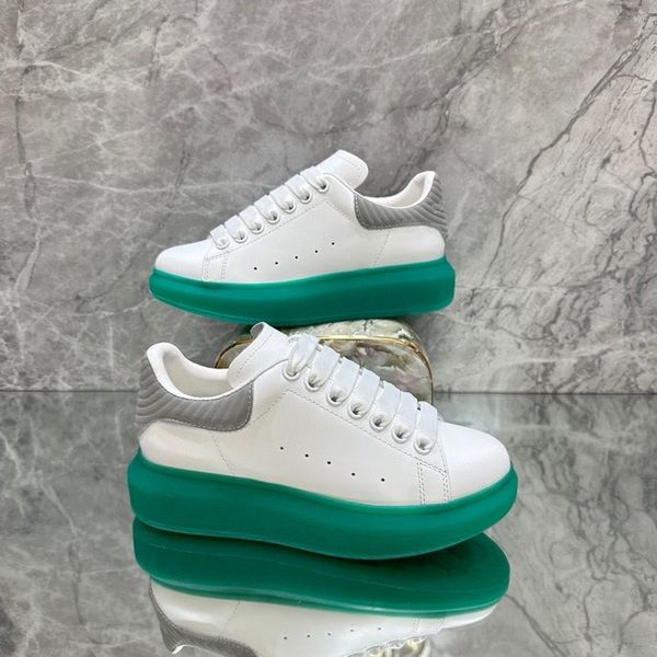 

2023 luxury designer men's fashion sports shoes training shoes multi color white women's fashion sports shoes retro casual shoes s, Black