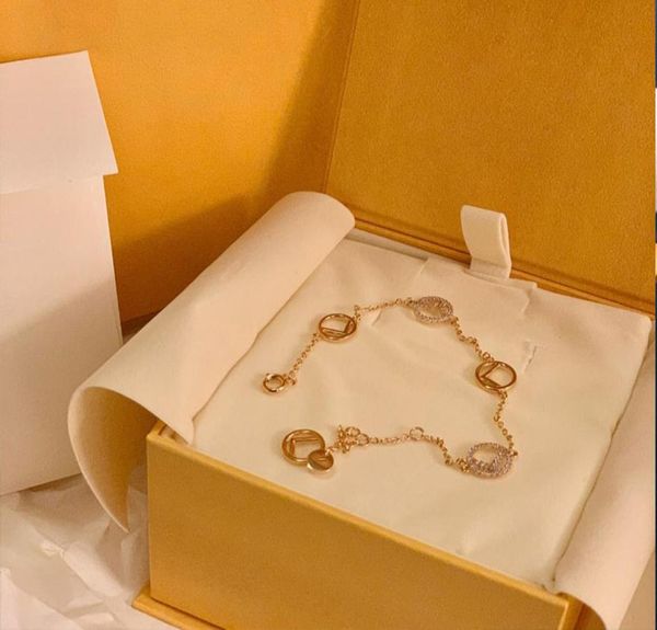

luxury link chain fashion bracelet designer for women simple classic letters gold diamond bracelet anniversary wedding party gift 4456709, Black