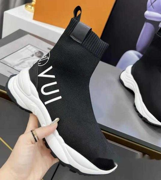 

casual shoes designer outsole runners trainers shoe, Black