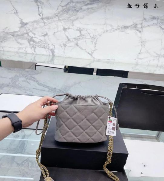 

cc designer bag bucket bag handbag shoulder crossbody designers bags women fashion luxurys mini classic casual quilted5157076, Red;black