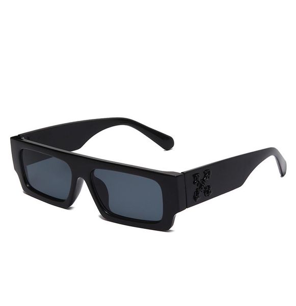 

2021 new small box sunglass fashion trend outdoor sports sunglass street shooting glass6550747, White;black