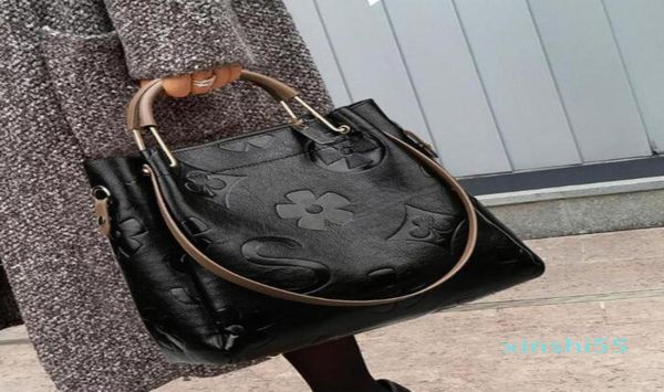 

big women bucket bag female shoulder bags large size vintage soft leather lady cross body handbag for hobos tote15190424