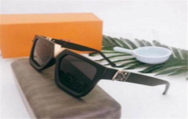 

2022 fashion sunglasses classic retro pilot frame glass lens uv400 protection eyewear with leather case3233724, White;black