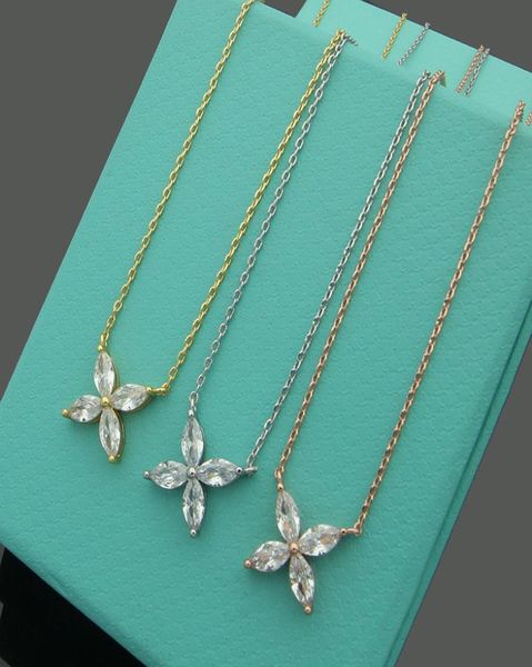 

womens pendant necklaces four leaf horse drill necklace designer jewelry large and small drillas wedding christmas gift9592493, Silver