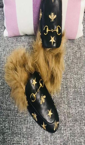 

2018 new women039s fur slippers leather slippers designer fashion leather leather shoes metal chains women039s casual h9932613, Black