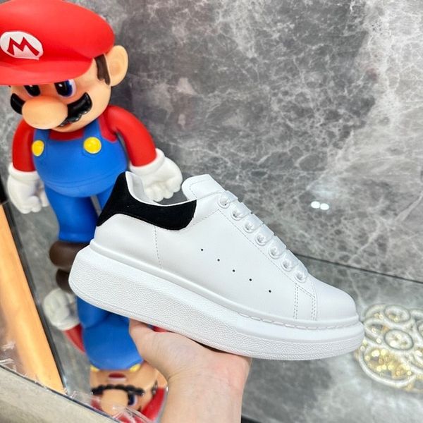 

2023 luxury designer men's fashion sports shoes training shoes multi color white women's fashion sports shoes retro casual shoes s, Black