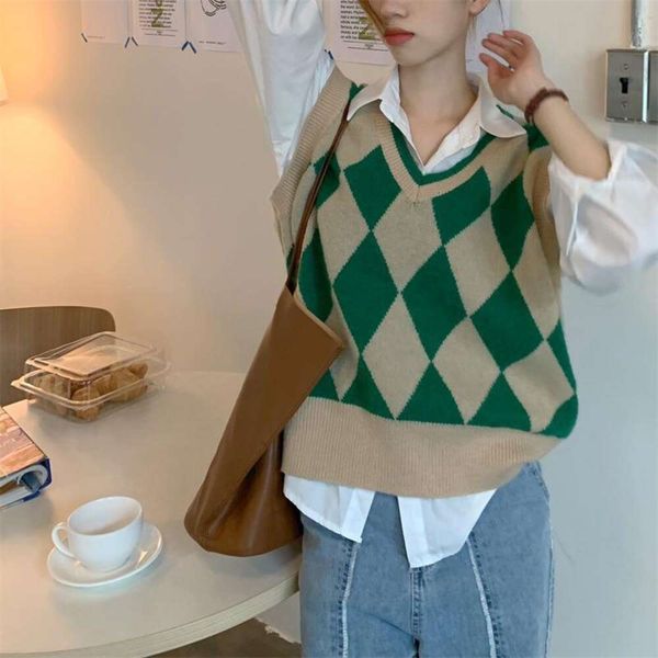 

autumn and winter fashion diamond knit vest for women, Black;white