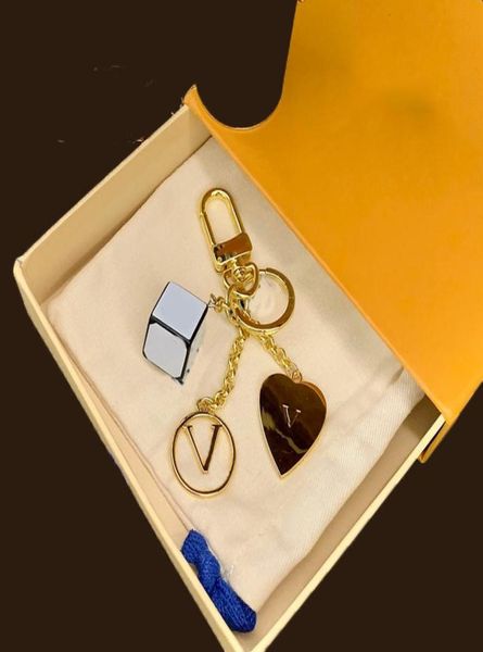 

fashion key chain designer keychain luxury designers letter flower pendant keychains heart keys buckle womens keys ornaments 230309600953, Silver