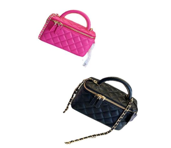 

2022 new classic quilted vanity bag with mirror co handle tote crossbody shoulder cosmetic case5040771
