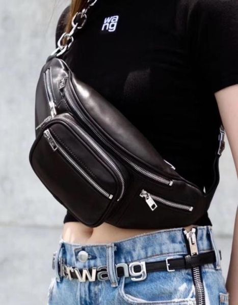 

2021 new fashion trend chain bag highend sheepskin oneshoulder leather satchel temperament of men and women classic chest bags5365625