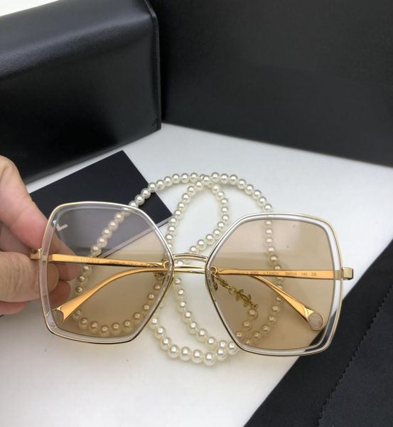 

ladies new luxury pearl chain sunglasses sunglasses 2020 fashion polarized wear chain 42629499291, White;black