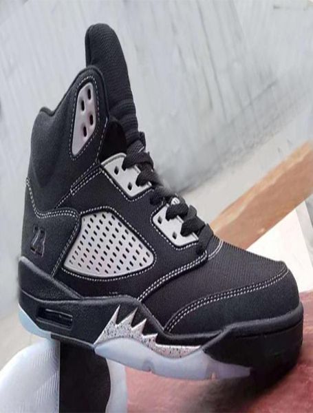 

5anthracite mens baksetball shoes raging bull 5s og wolf grey clear black outdoor trainers sports sneakers db0731001size 713 wit4540831