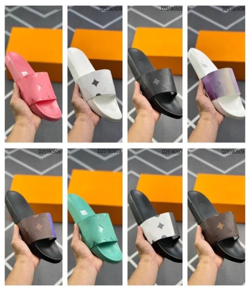 

2022 summer men women brand l slippers v sandals old flower brown sandal luxury designers summer black white slipper womans beach 6204299