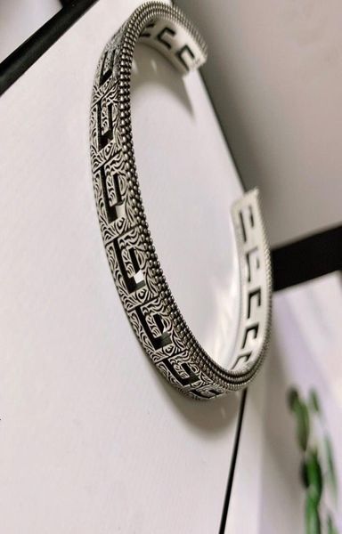 

gjia gujia039s new 20year carved square g letter open bracelet9666925, Black