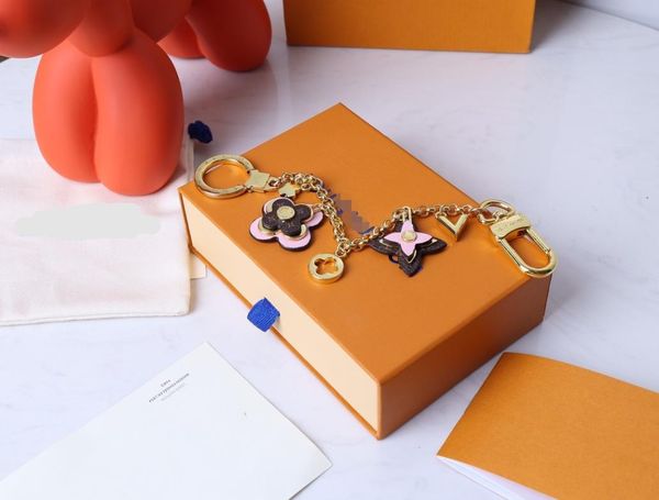 

m63086 chain monogram blooming flowers bag decoration key chain4196122, Silver