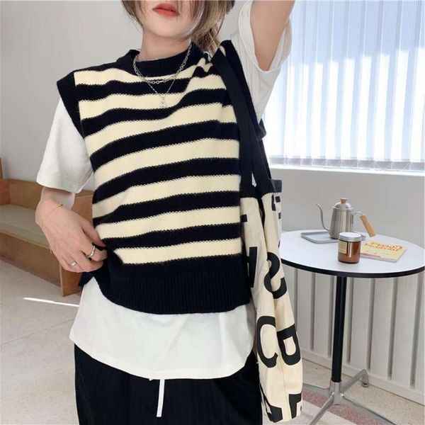 

striped knit vest for women spring and autumn loose outerwear, Black;white