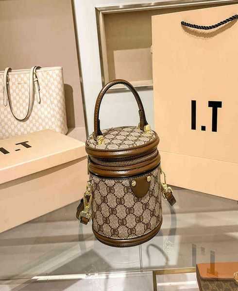 

handbag leather women039s bucket new autumn and winter pop cylindrical messenger cylinder4863263