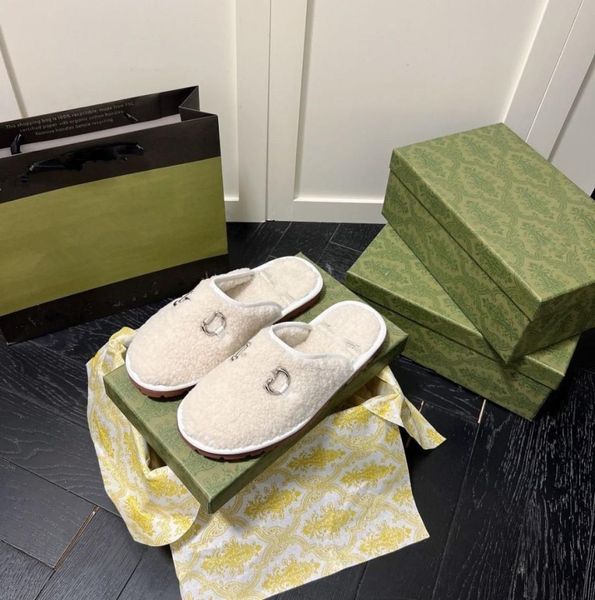 

2022 luxury designer chypre slippers women lamb wool branded home indoor slipper soft furry sandals winter warm flat slides ladies6656306, Black