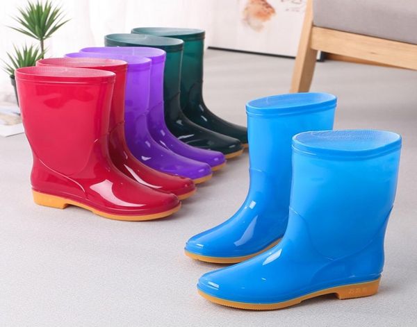 

female fashion casual rain boots lady factory direct selling water shoes women039s antiskid wearresistant outdoor four season 5942758, Black;red