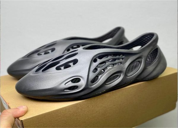 

fashion women men sandals slippers runner slides sandals desert sand sulfur onyx black cream clay moon grey ochre runners des3761113