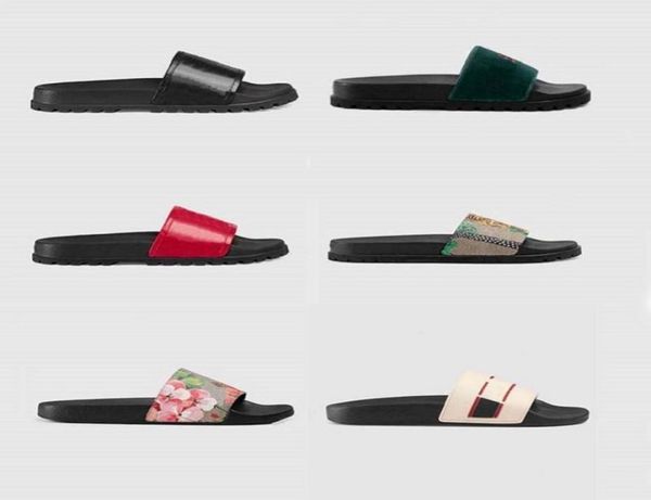 

2021 womanman sandals quality stylish slipper fashion classics sandals men women slipper flat shoes slide eu3545 with box shoe 8121934, Black