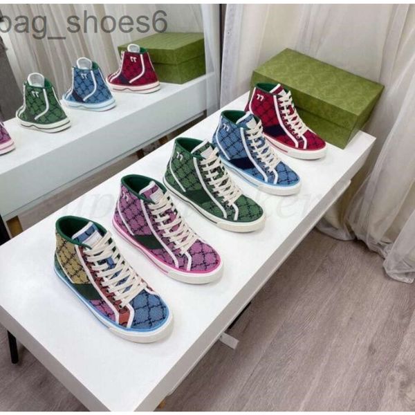

2023 casual shoes luxury design sneakers tennis jacquard denim sandals new balanced running soles casual shoes designer rubber soles embroid, Black