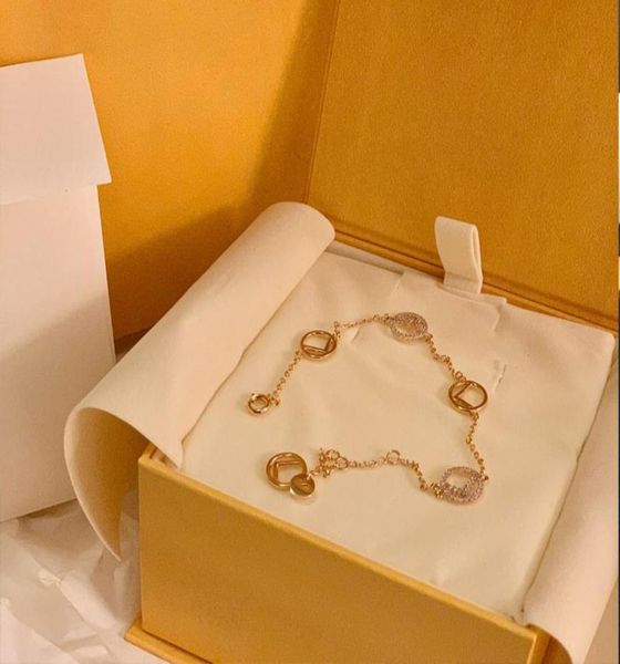

luxury link chain fashion bracelet designer for women simple classic letters gold diamond bracelet anniversary wedding party gift 8207863, Black