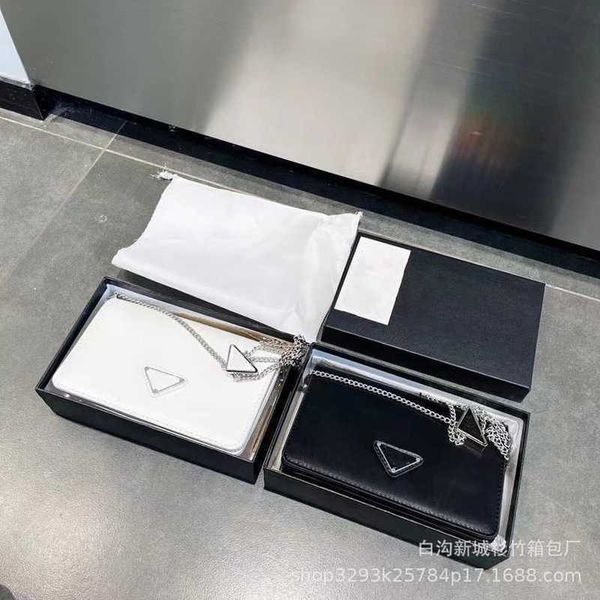 

2024 luxury handbag designer factory direct sales new family chain small square triangle label bright leather shoulder crossbody fashion wom