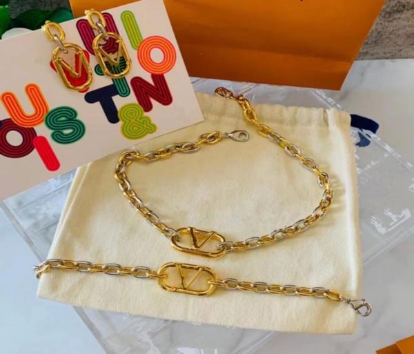

22ss luxury gold and silver stitched women039s letter pendant necklace fashion personalized bracelet holiday gift 8746850
